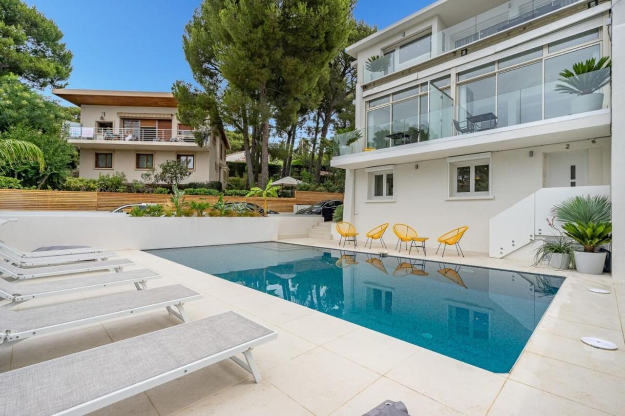 Giovannina N5 Cassis Exterior foto